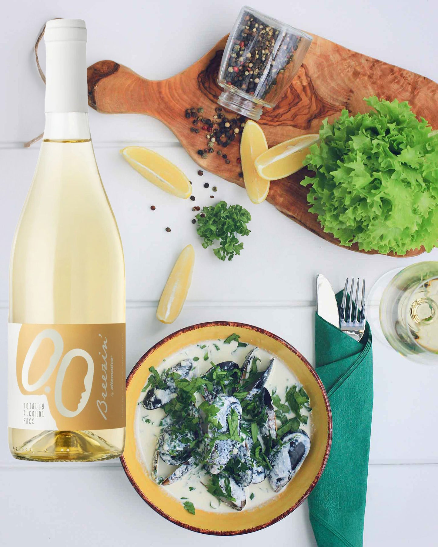 ALTERNATIVA BREEZIN' 0.0% — still white dry wine