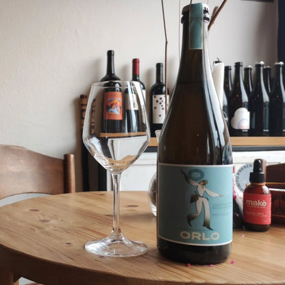 ORLO 0.0% — fermented white sparkling wine